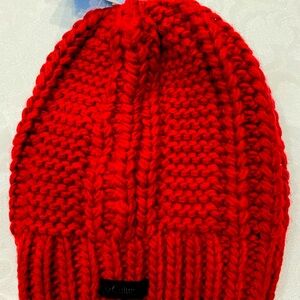 NWT Columbia Red Hat women, big size
